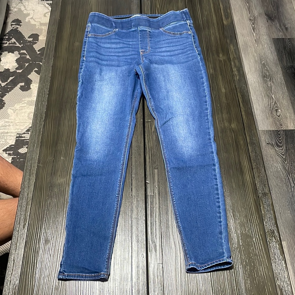 Old Navy Rockstar super skinny mid -rise jeggings